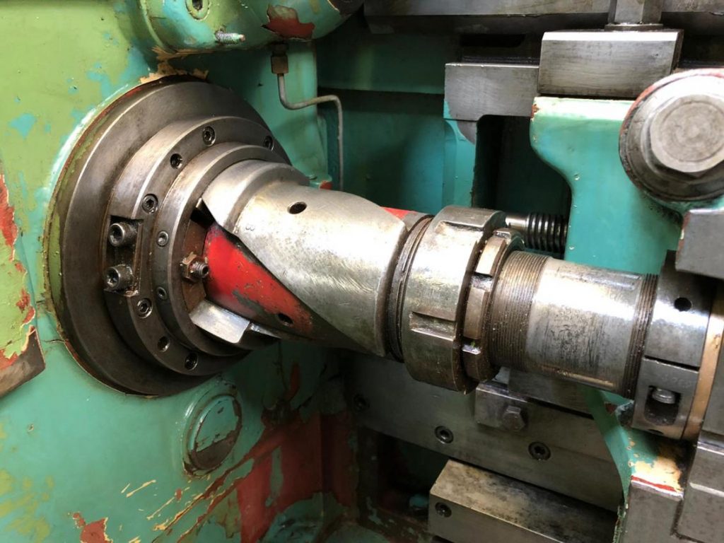 SYKES 3C Double Helical Gear Shaper complete with change gears, guides